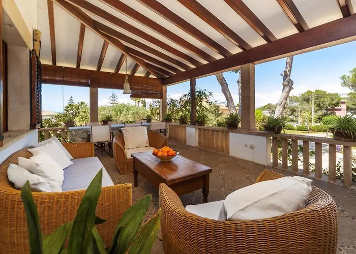 Incredibly Charming Villa By The Sea Of Son Veri