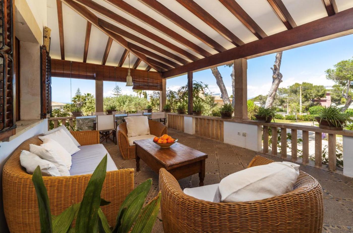 Incredibly Charming By The Sea Of Son Veri Villa *