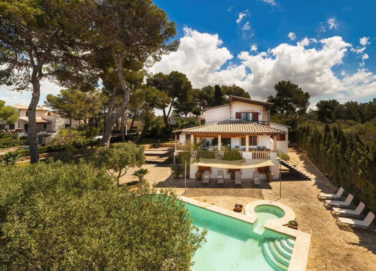 Incredibly Charming By The Sea Of Son Veri Villa *