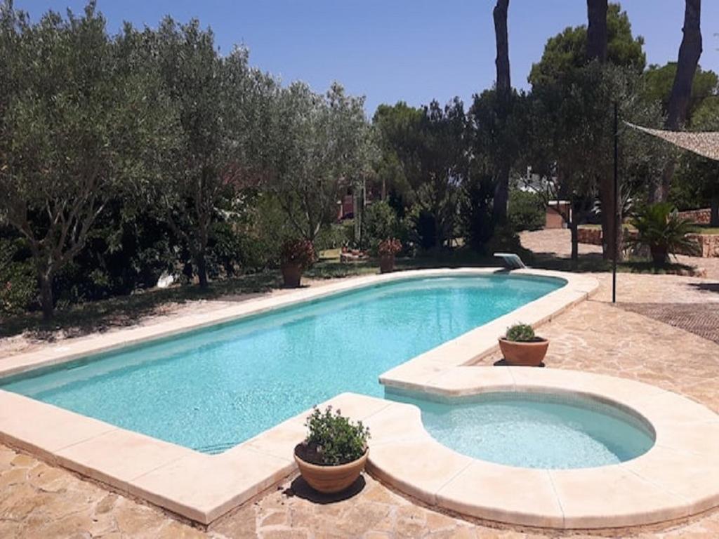 Incredibly Charming By The Sea Of Son Veri Villa *